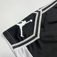 Bermudas Jordan Branca e Preta Masculina Dri-Fit Bermudas Jordan Branca e Preta Masculina Dri-Fit Bermudas Jordan Branca e Preta Masculina Dri-Fit