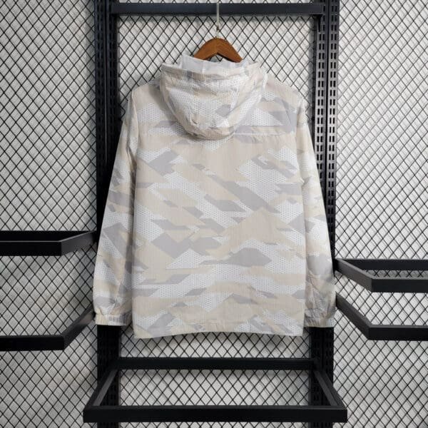 Corta-Vento da Nike Sportswear Camuflado