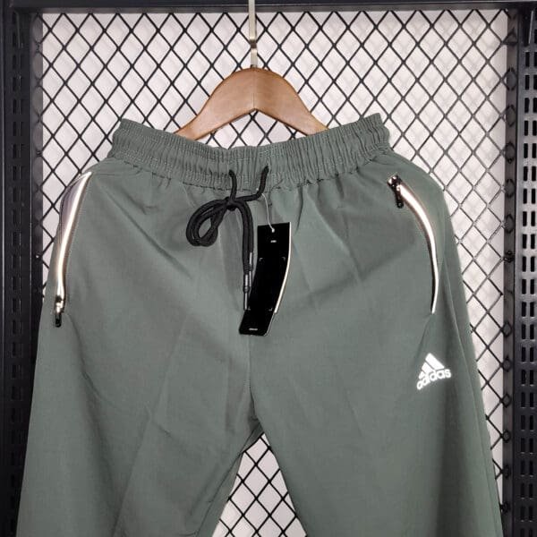 Calça da Adidas Sportwear