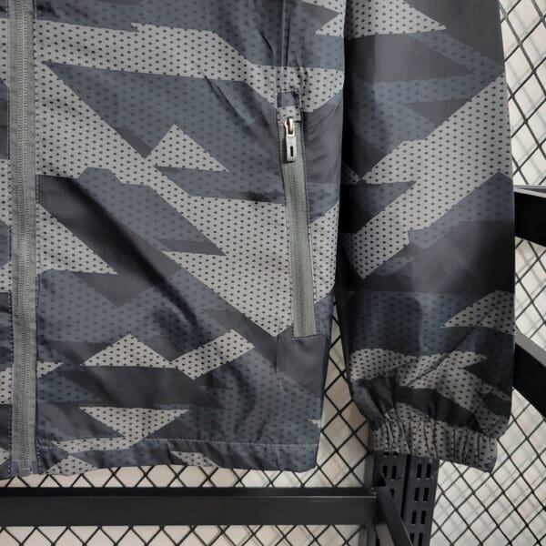 Corta-Vento da Nike Sportswear Camuflado