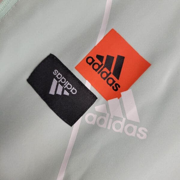 Corta-Vento da Adidas Guard
