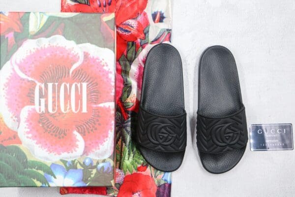 Gucci Matelasse Slide Black