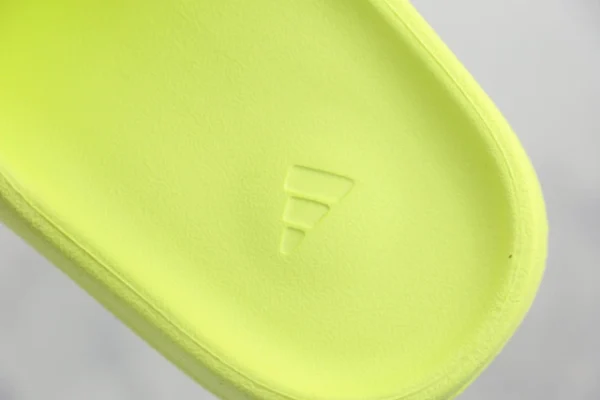 Adidas Yeezy Slide Glow Green