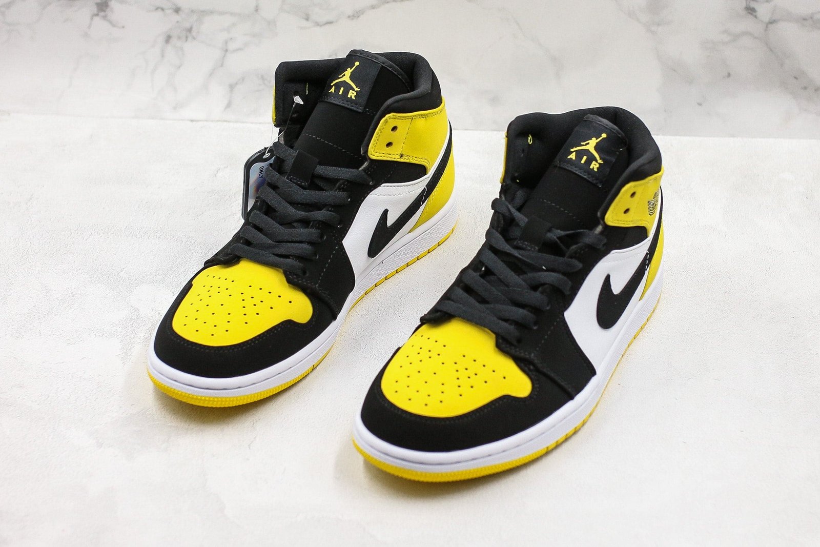 Jordan 1 Mid Yellow Toe Black Jordan 1 Mid Yellow Toe Black