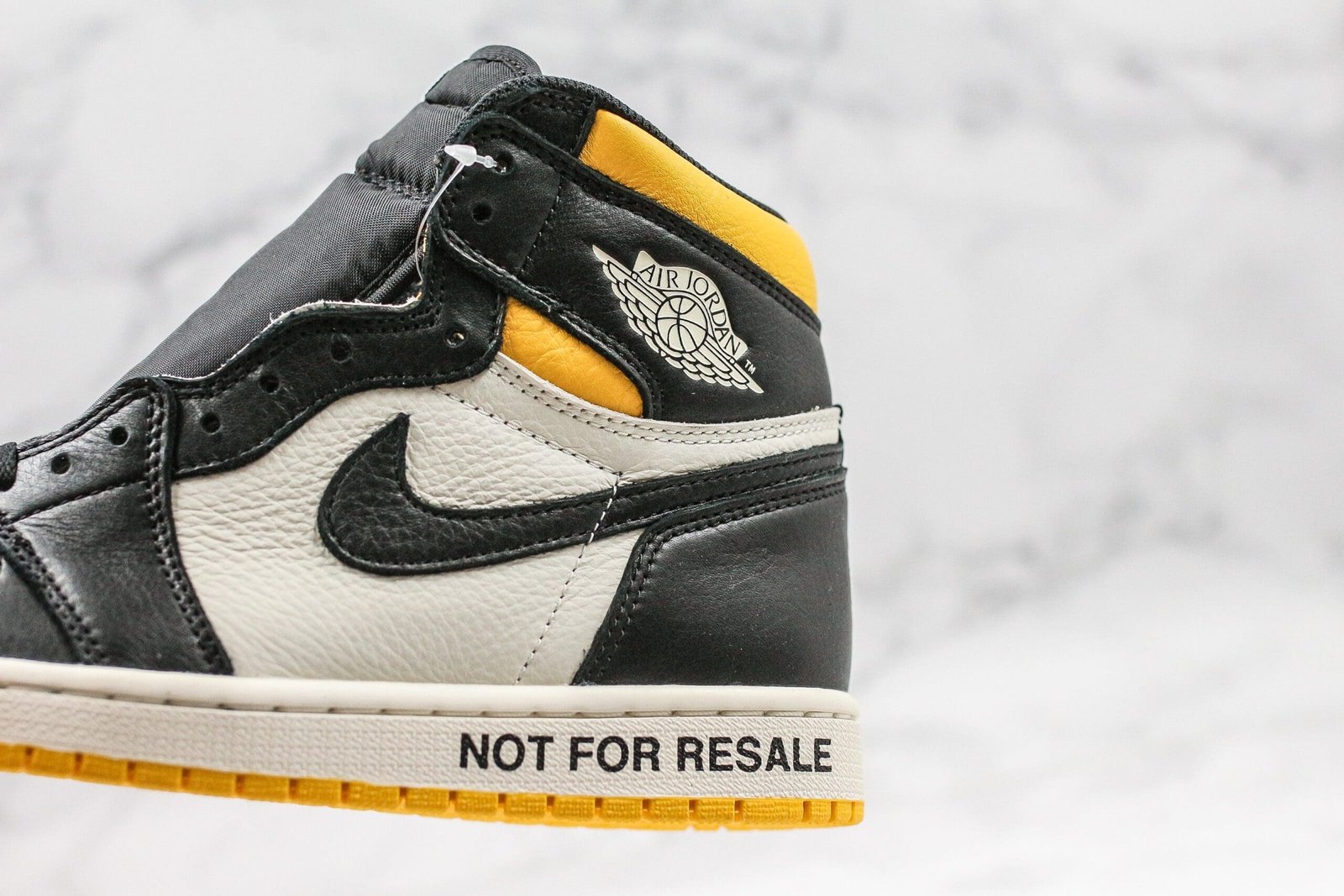 Jordan 1 Retro High "Not for Resale" Varsity Maize Jordan 1 Retro High "Not for Resale" Varsity Maize