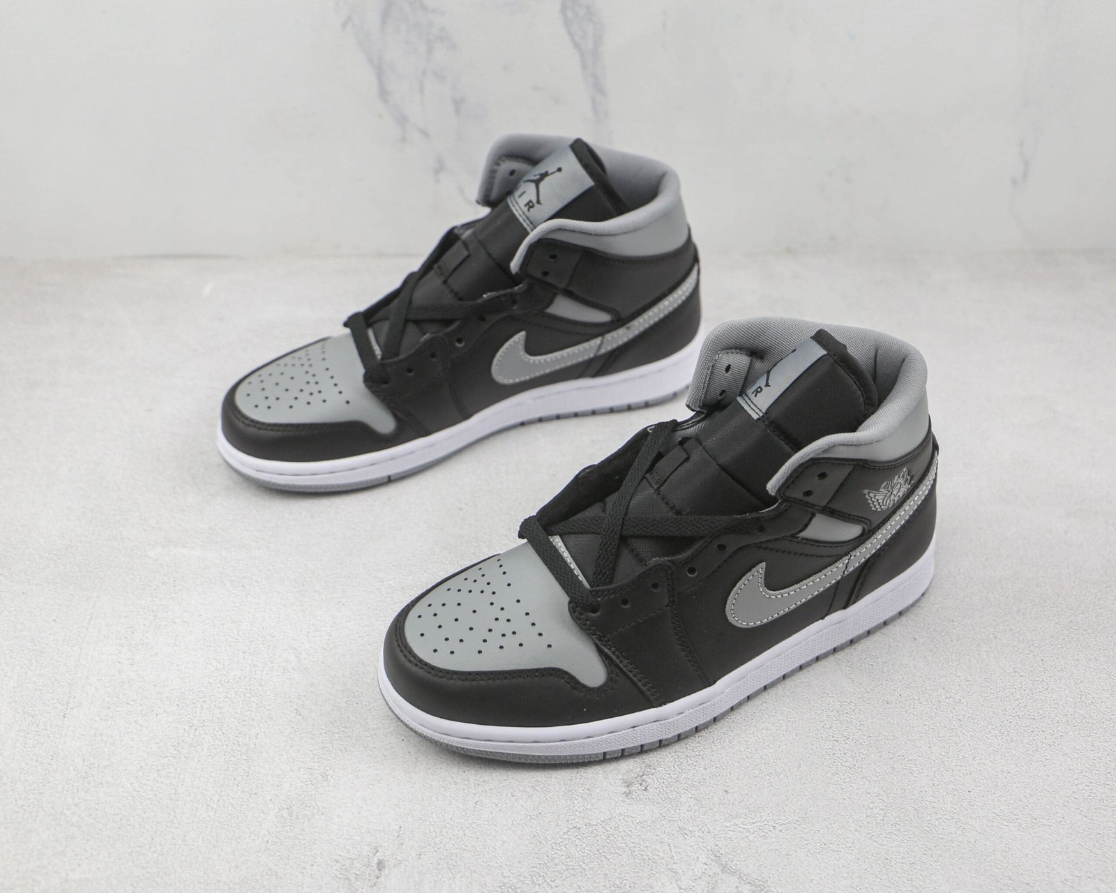 Jordan 1 Mid Shadow Jordan 1 Mid Shadow