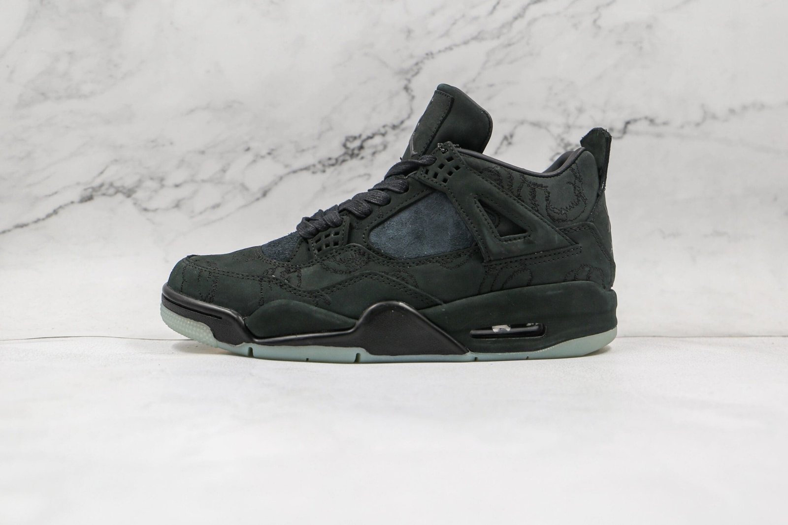 Jordan 4 Retro Kaws Black Jordan 4 Retro Kaws Black
