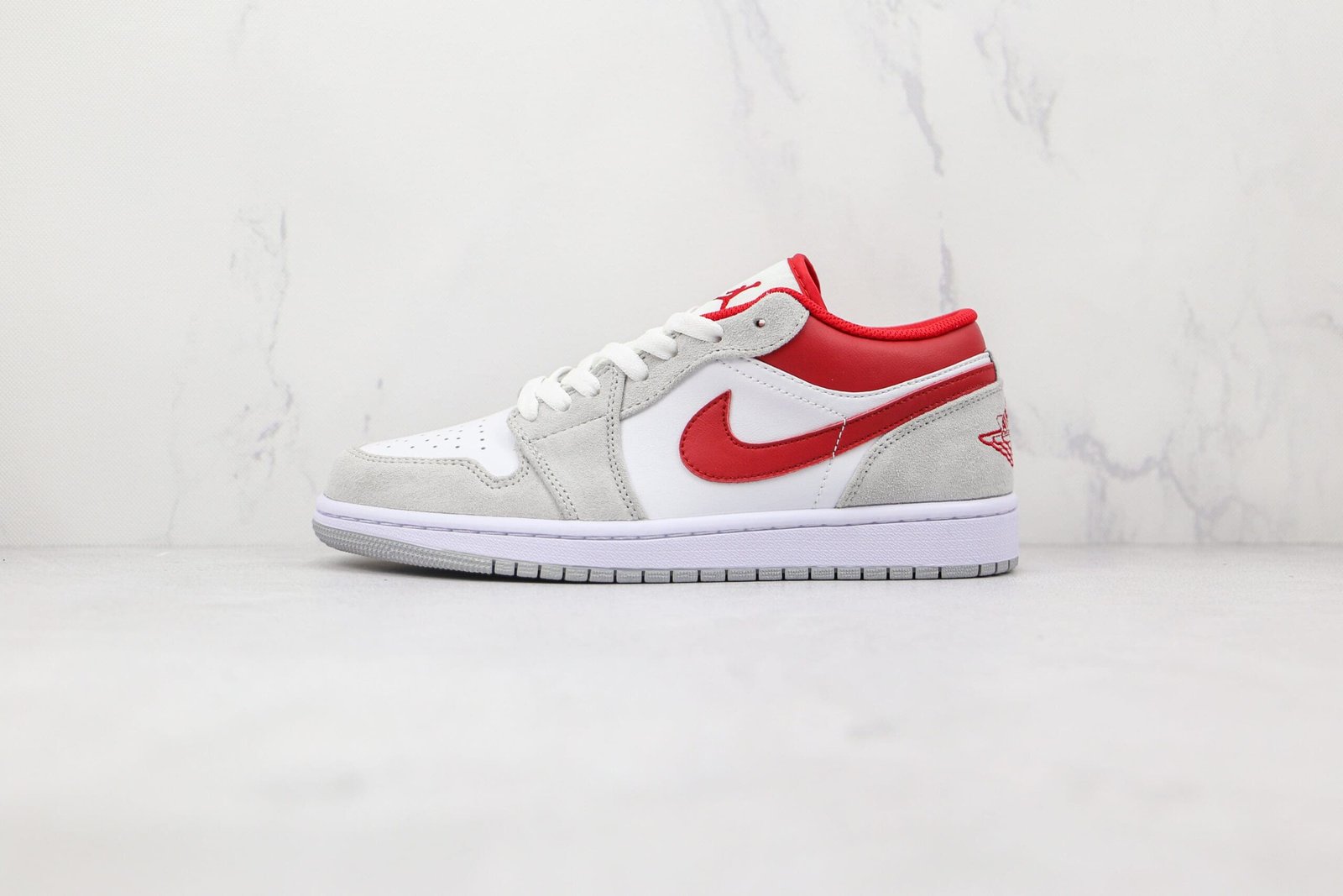 Jordan 1 Low SE Light Smoke Grey Gym Red Jordan 1 Low SE Light Smoke Grey Gym Red