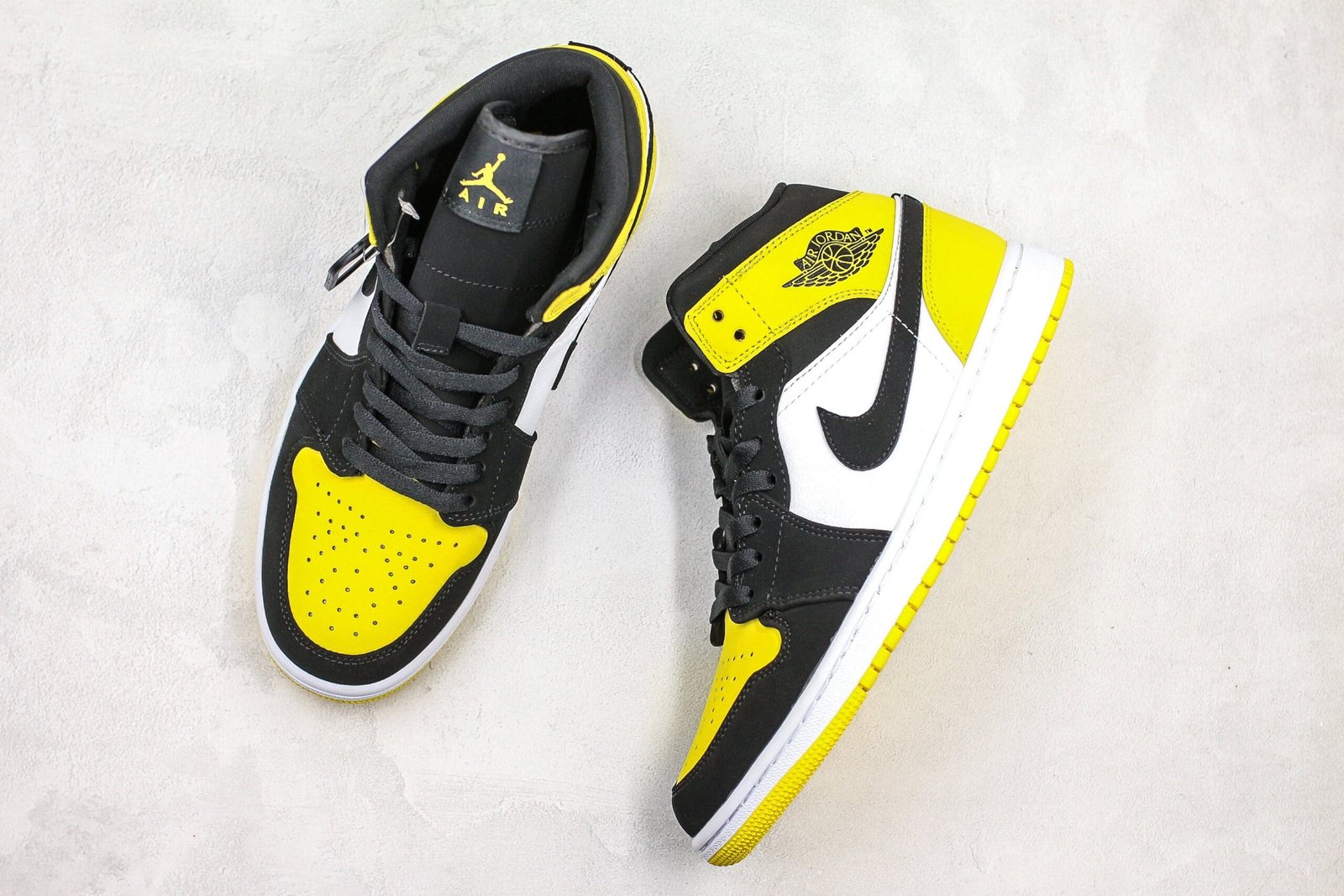 Jordan 1 Mid Yellow Toe Black Jordan 1 Mid Yellow Toe Black