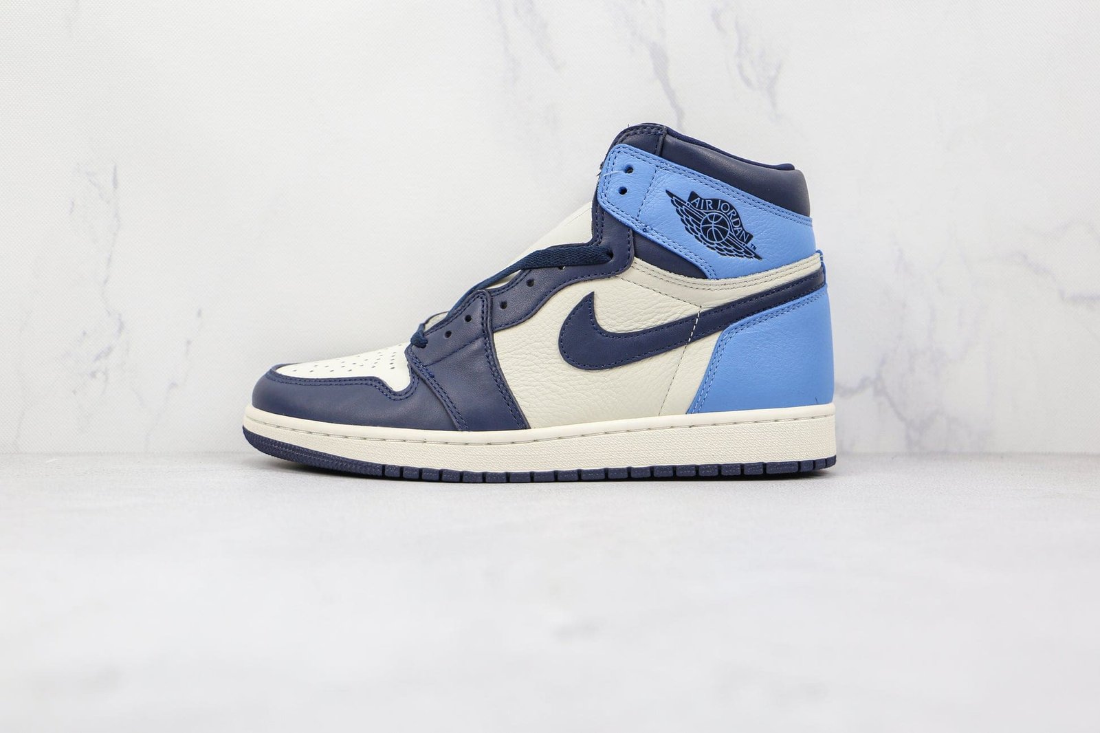 Jordan 1 Retro High Obsidian UNC Jordan 1 Retro High Obsidian UNC - Imagem 2