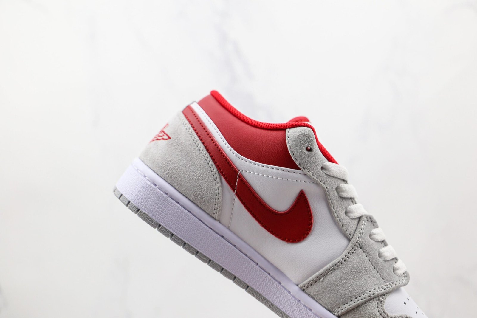 Jordan 1 Low SE Light Smoke Grey Gym Red Jordan 1 Low SE Light Smoke Grey Gym Red