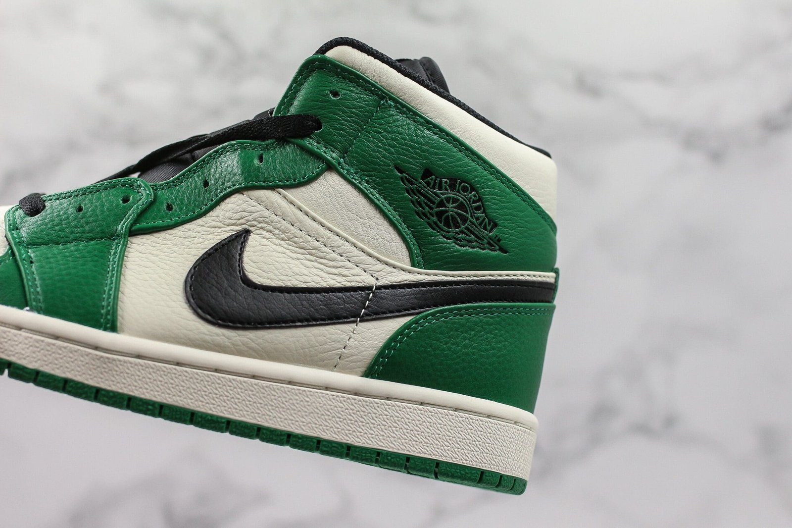 Jordan 1 Mid Pine Green Jordan 1 Mid Pine Green