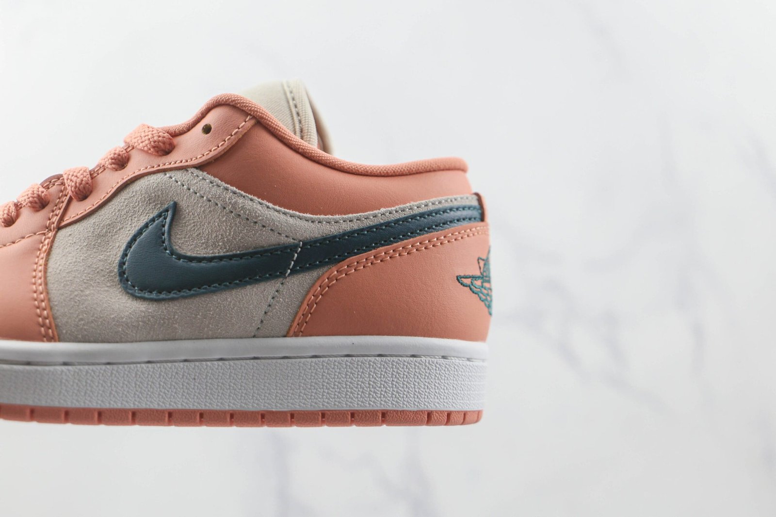 Jordan 1 Low Light Madder Root Jordan 1 Low Light Madder Root