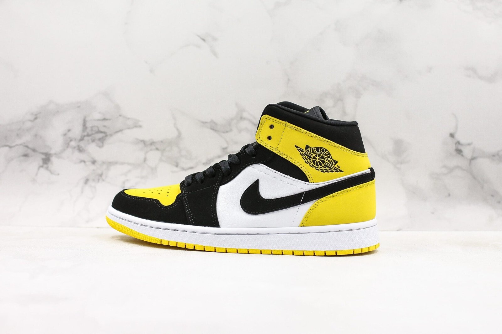 Jordan 1 Mid Yellow Toe Black Jordan 1 Mid Yellow Toe Black