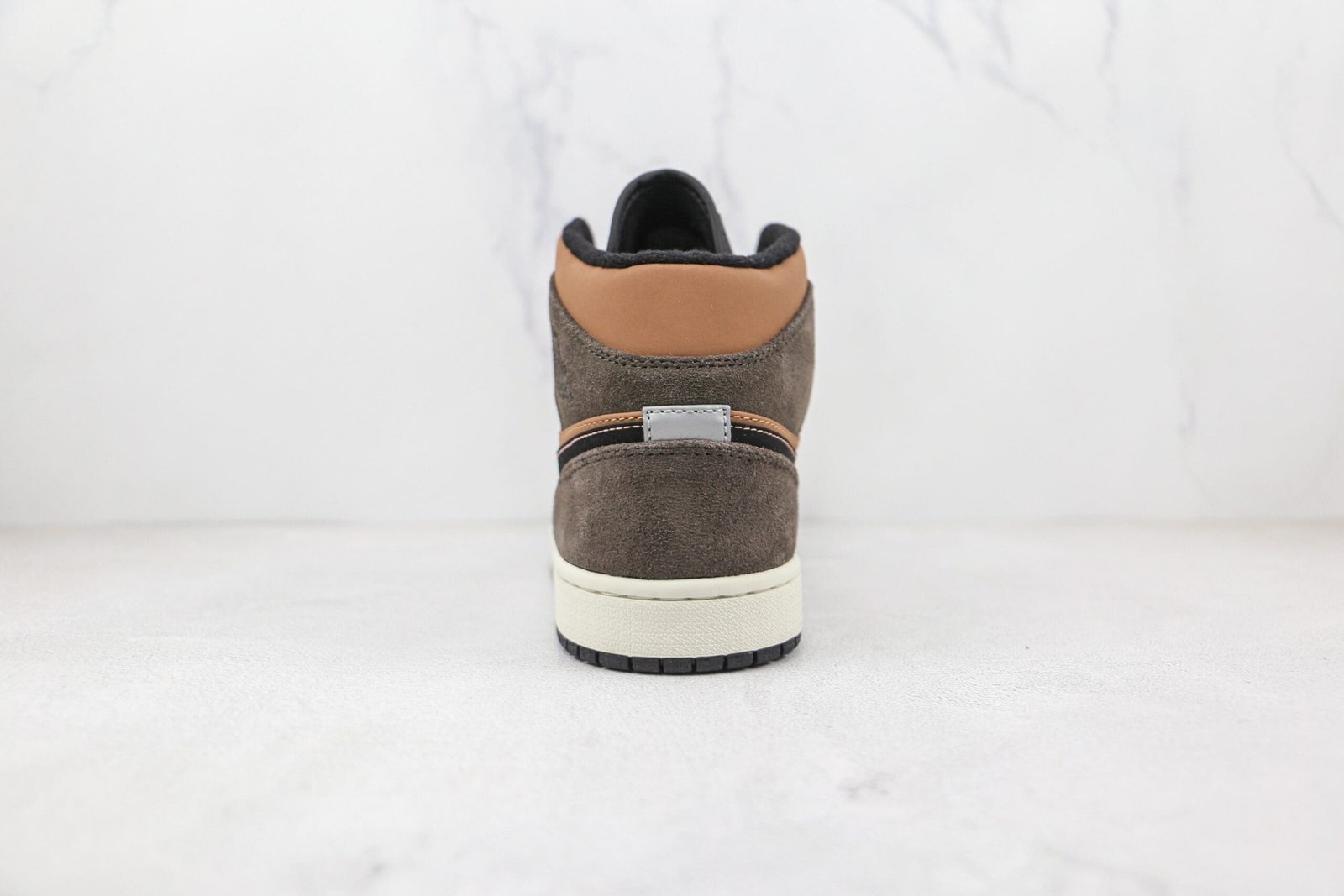 Jordan 1 Mid SE Dark Chocolate Jordan 1 Mid SE Dark Chocolate