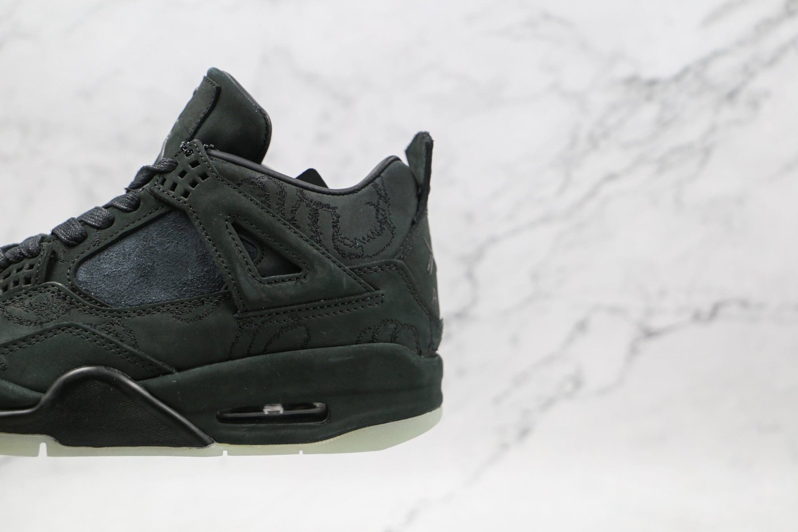 Jordan 4 Retro Kaws Black Jordan 4 Retro Kaws Black