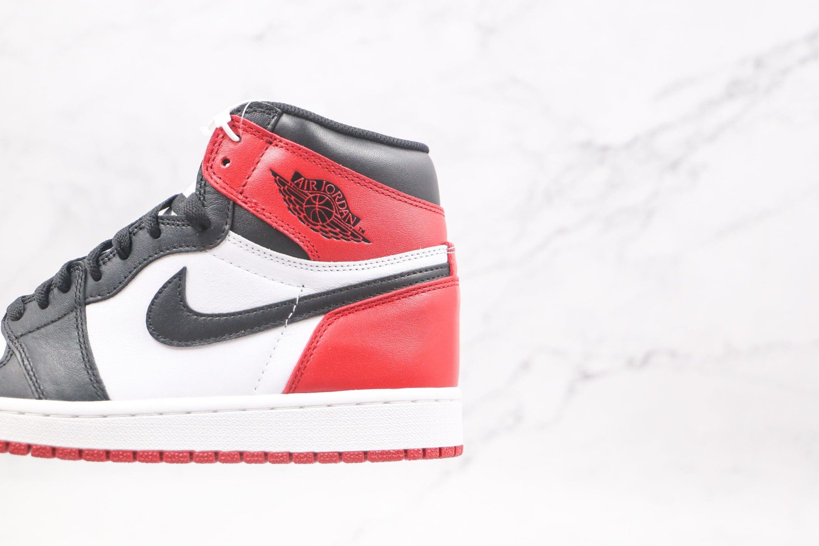 Jordan 1 Retro High Black Toe Jordan 1 Retro High Black Toe