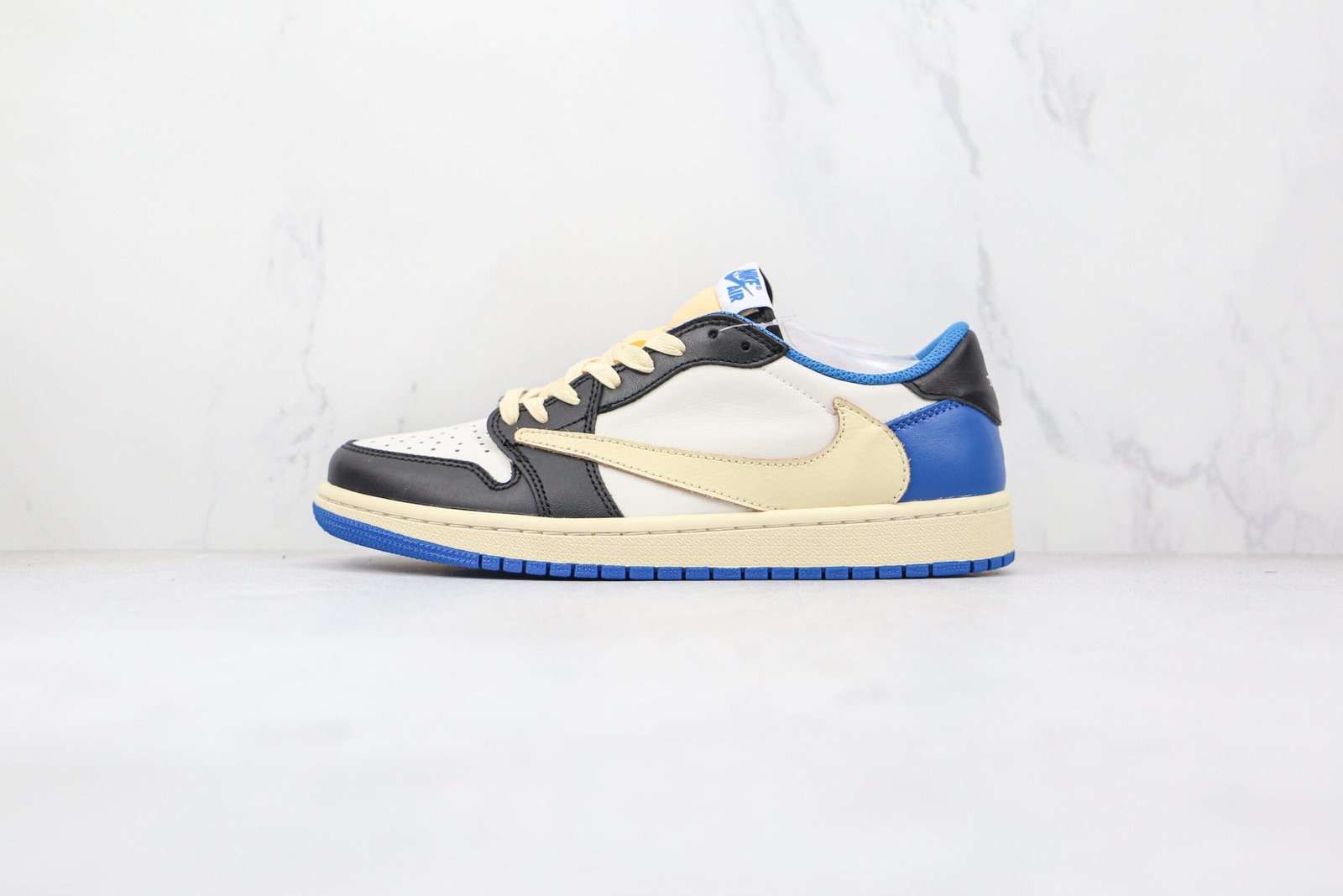 Jordan 1 Low Fragment x Travis Scott Jordan 1 Low Fragment x Travis Scott