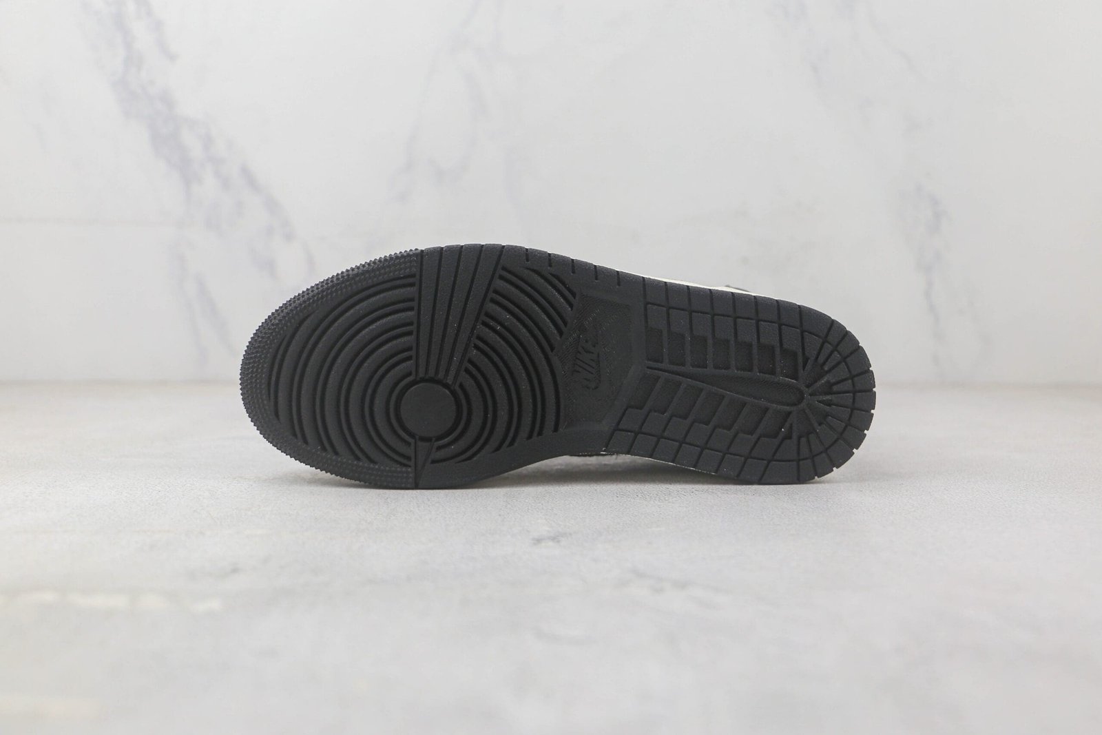 Jordan 1 Low Black Smoke Grey Jordan 1 Low Black Smoke Grey