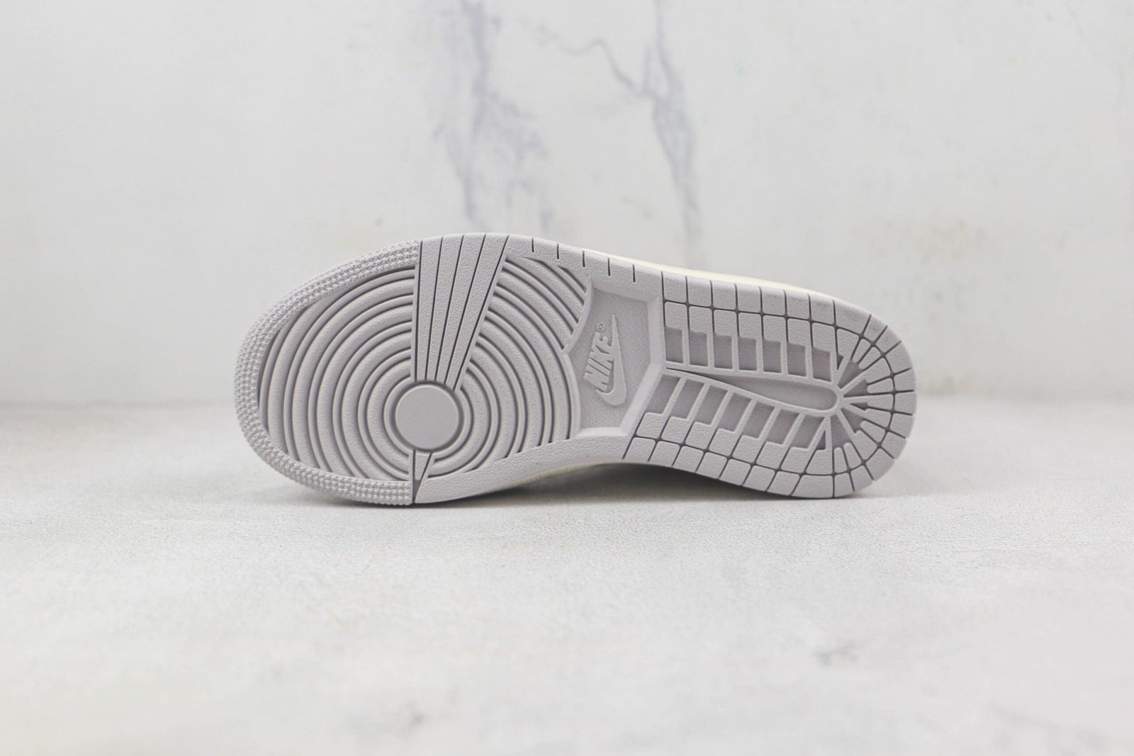 Jordan 1 Mid Craft Inside Out White Grey Jordan 1 Mid Craft Inside Out White Grey