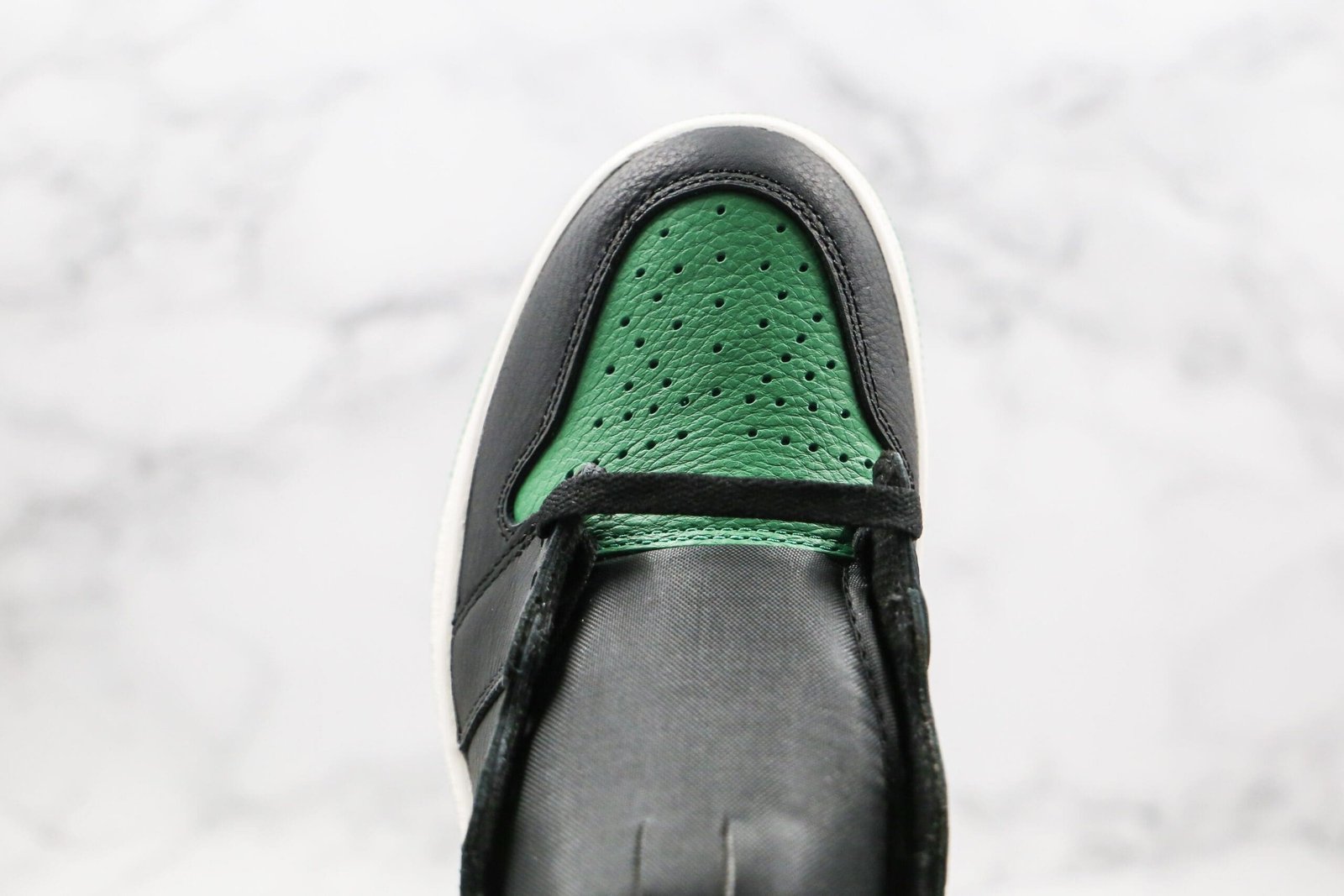 Jordan 1 Retro High Pine Green Black Jordan 1 Retro High Pine Green Black