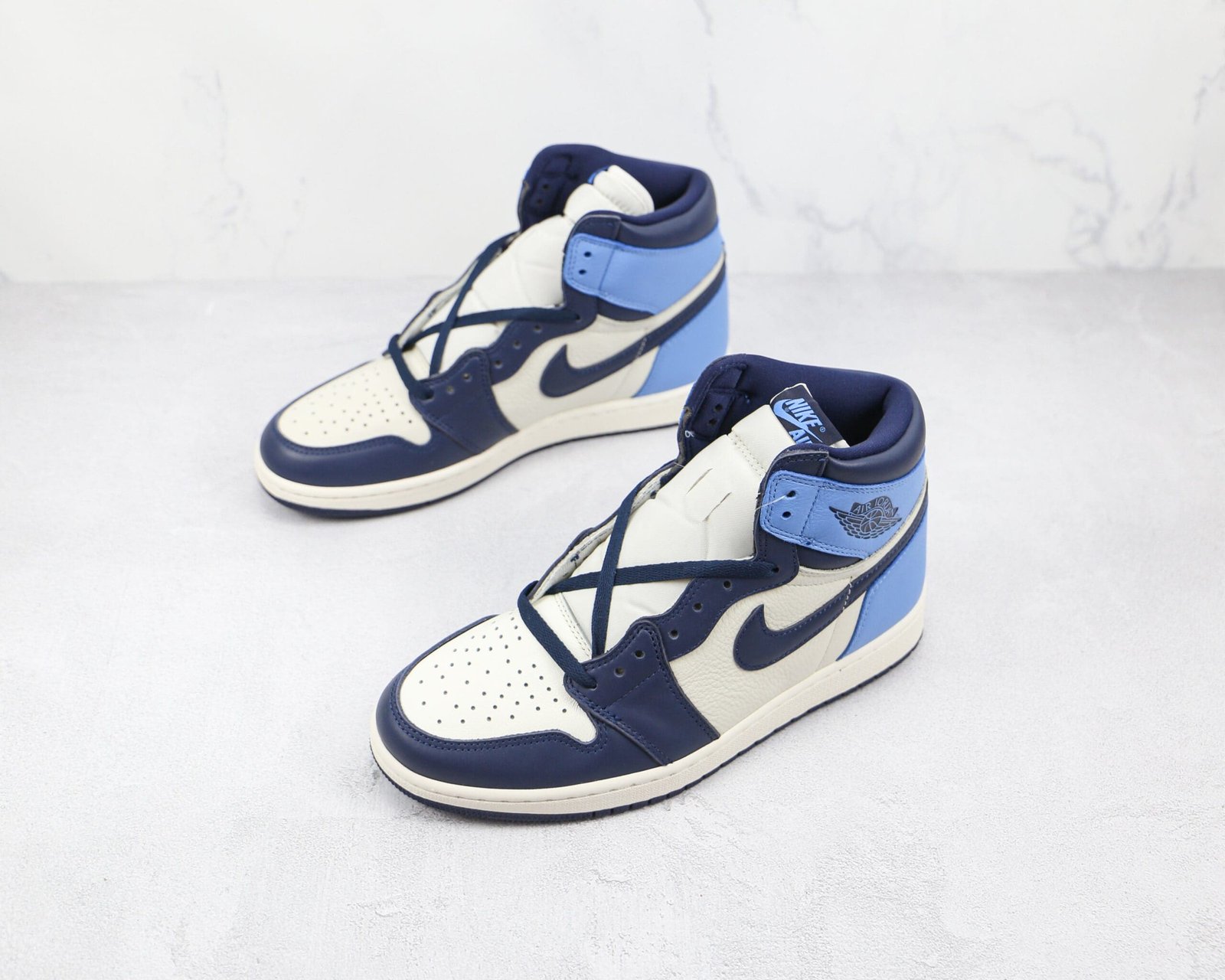 Jordan 1 Retro High Obsidian UNC Jordan 1 Retro High Obsidian UNC