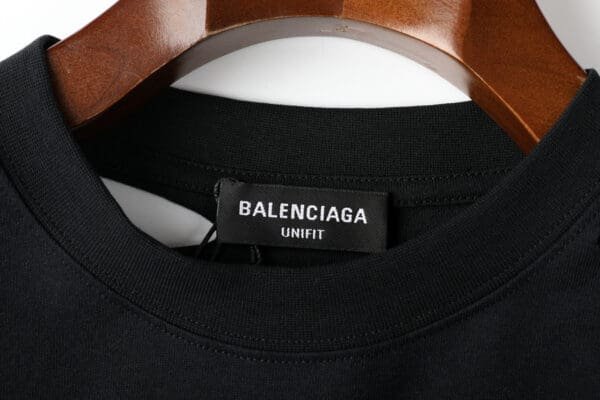 Camiseta Balenciaga Ripped