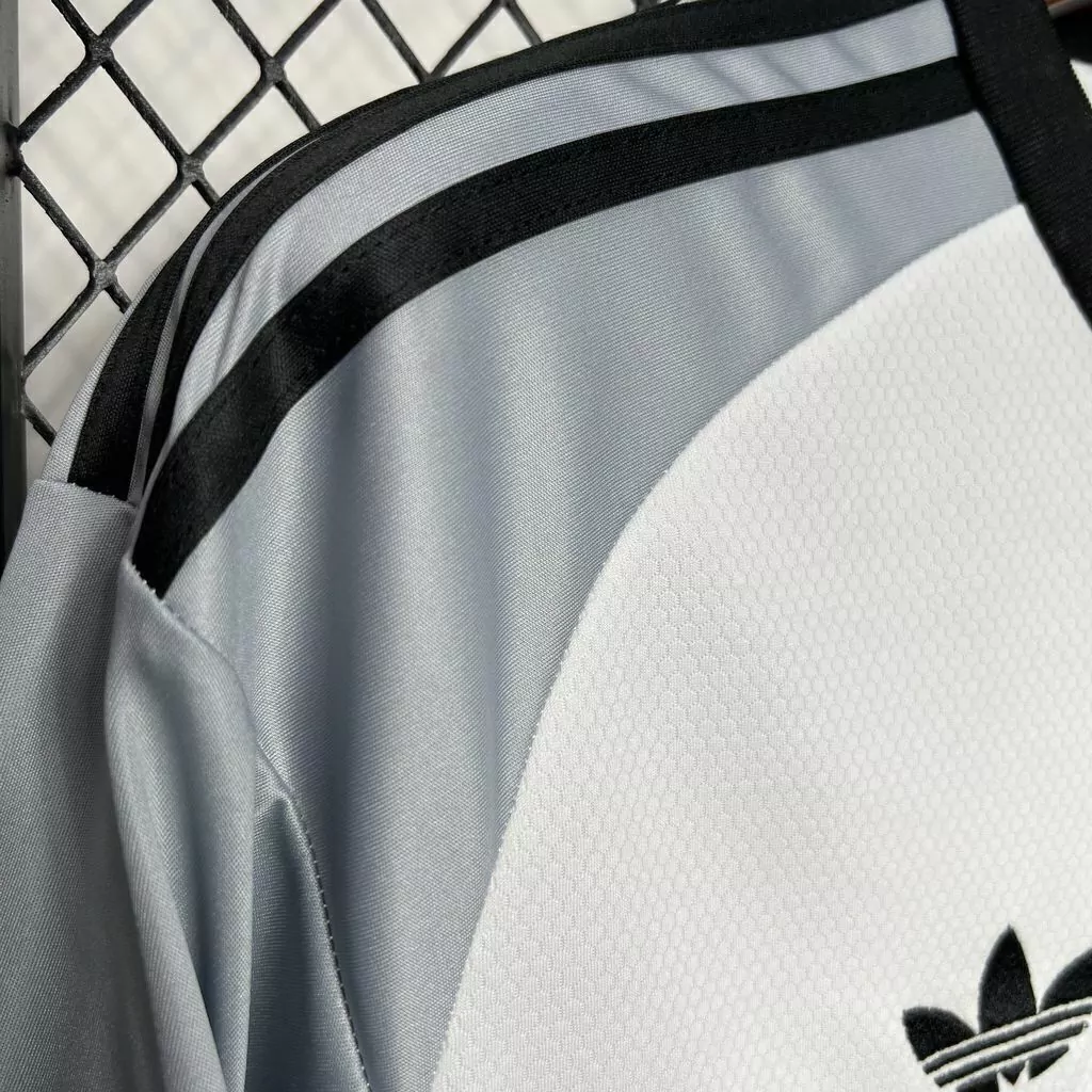 Camisa da Juventus Goleiro 2024-2025 Camisa da Juventus Goleiro 2024-2025