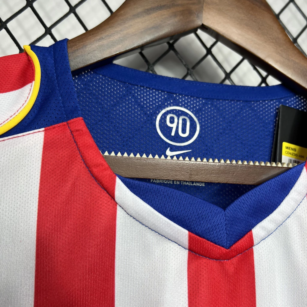Camisa do Atlético de Madrid Retrô 2004-2005 Camisa do Atlético de Madrid Retrô 2004-2005