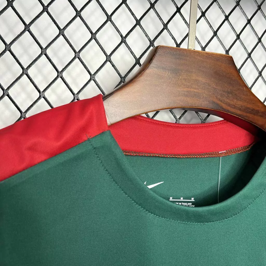 Camisa do Liverpool Treino 2024-2025 Camisa do Liverpool Treino 2024-2025