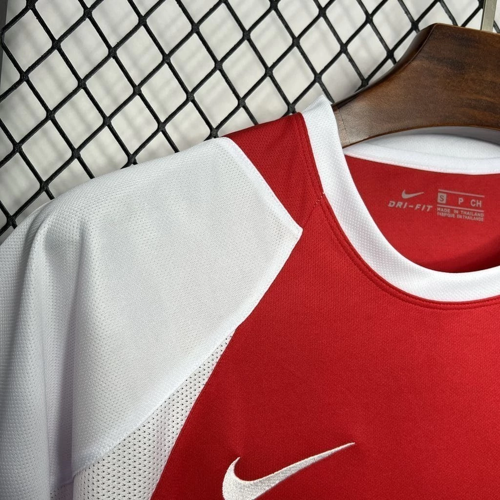Camisa do Arsenal Retrô 2002-2003 Camisa do Arsenal Retrô 2002-2003
