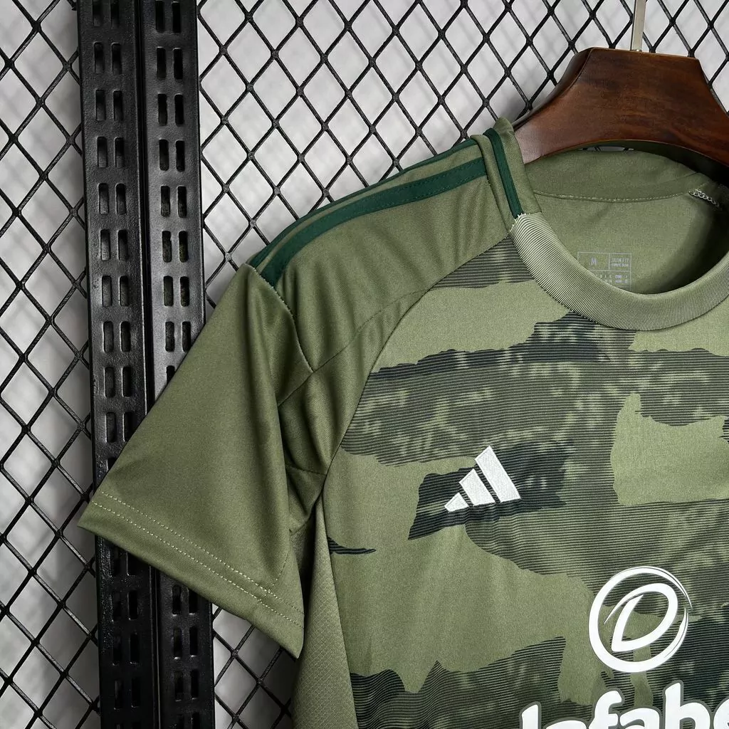 Camisa do Celtic III 2024-2025 Camisa do Celtic III 2024-2025