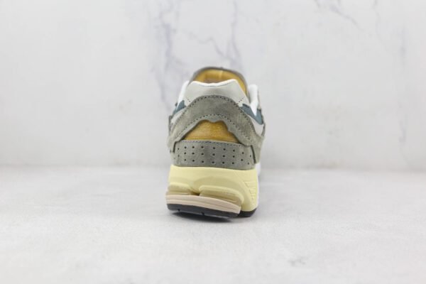 New Balance 2002R Protection Pack Mirage Grey