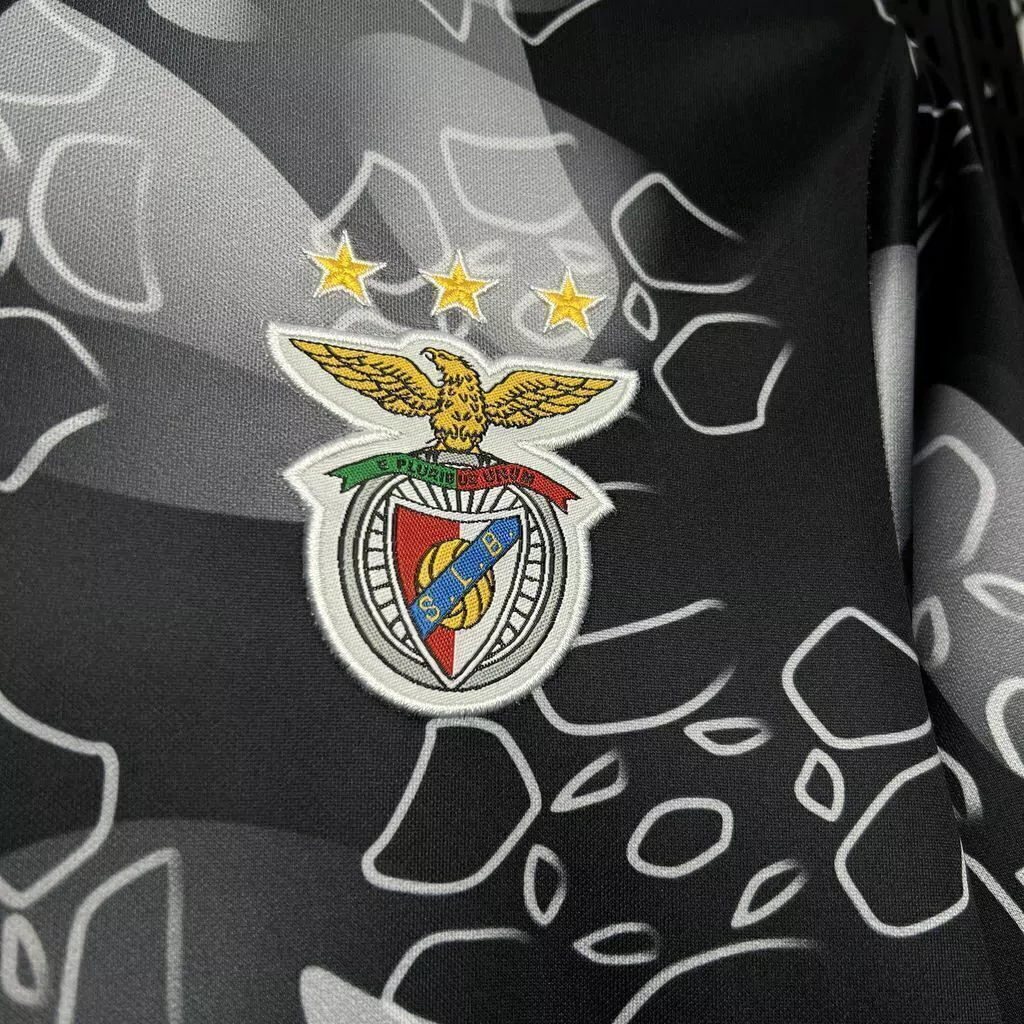 Camisa do Benfica Pré-Jogo 2024-2025 Camisa do Benfica Pré-Jogo 2024-2025