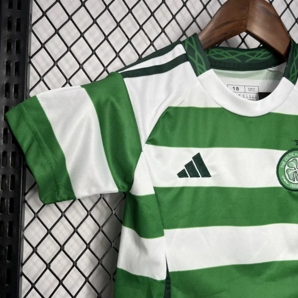 Kit de Uniforme Infantil do Celtic I 2024-2025