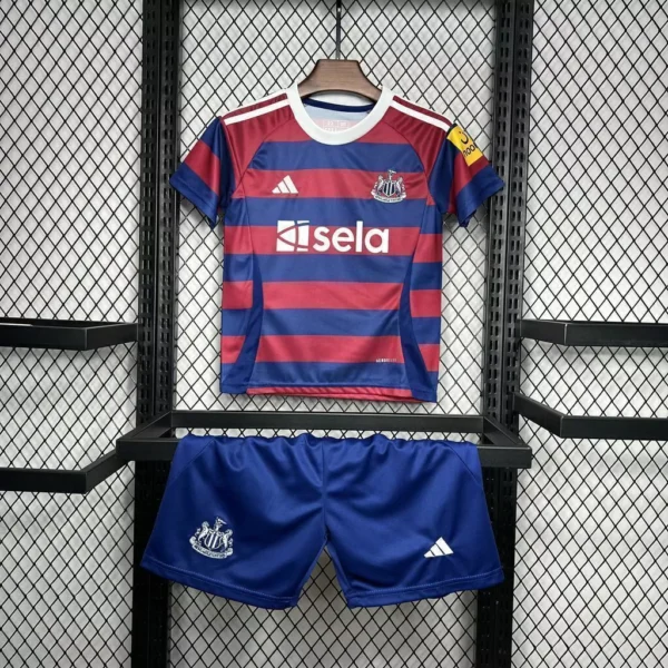 Kit de Uniforme Infantil do Newcastle II 2024-2025