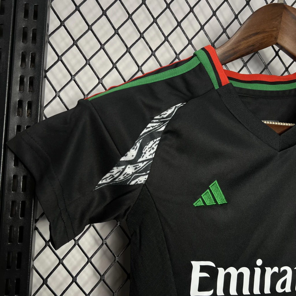 Kit de Uniforme Infantil do Arsenal II 2024-2025 Kit de Uniforme Infantil do Arsenal II 2024-2025