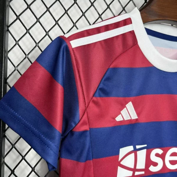 Kit de Uniforme Infantil do Newcastle II 2024-2025