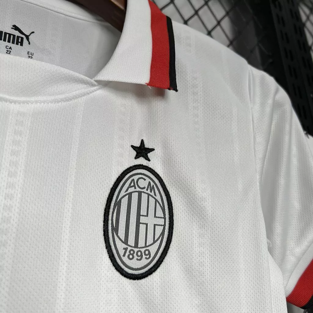 Kit de Uniforme Infantil do Milan II 2024-2025 Kit de Uniforme Infantil do Milan II 2024-2025