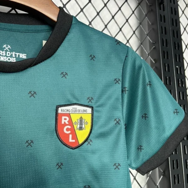 Kit de Uniforme Infantil do Lens II 2024-2025