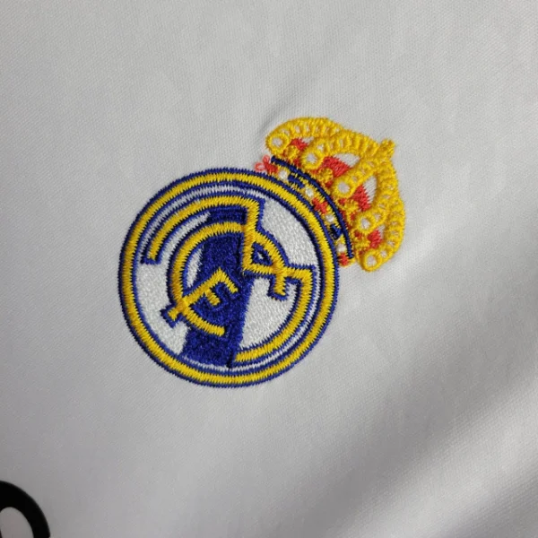 Kit de Uniforme Infantil do Real Madrid I 2024-2025