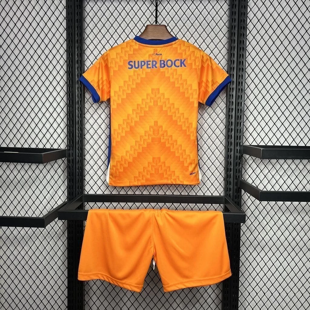 Kit de Uniforme Infantil do Porto II 2024-2025 Kit de Uniforme Infantil do Porto II 2024-2025