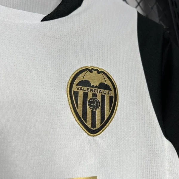 Kit de Uniforme Infantil do Valência I 2024-2025