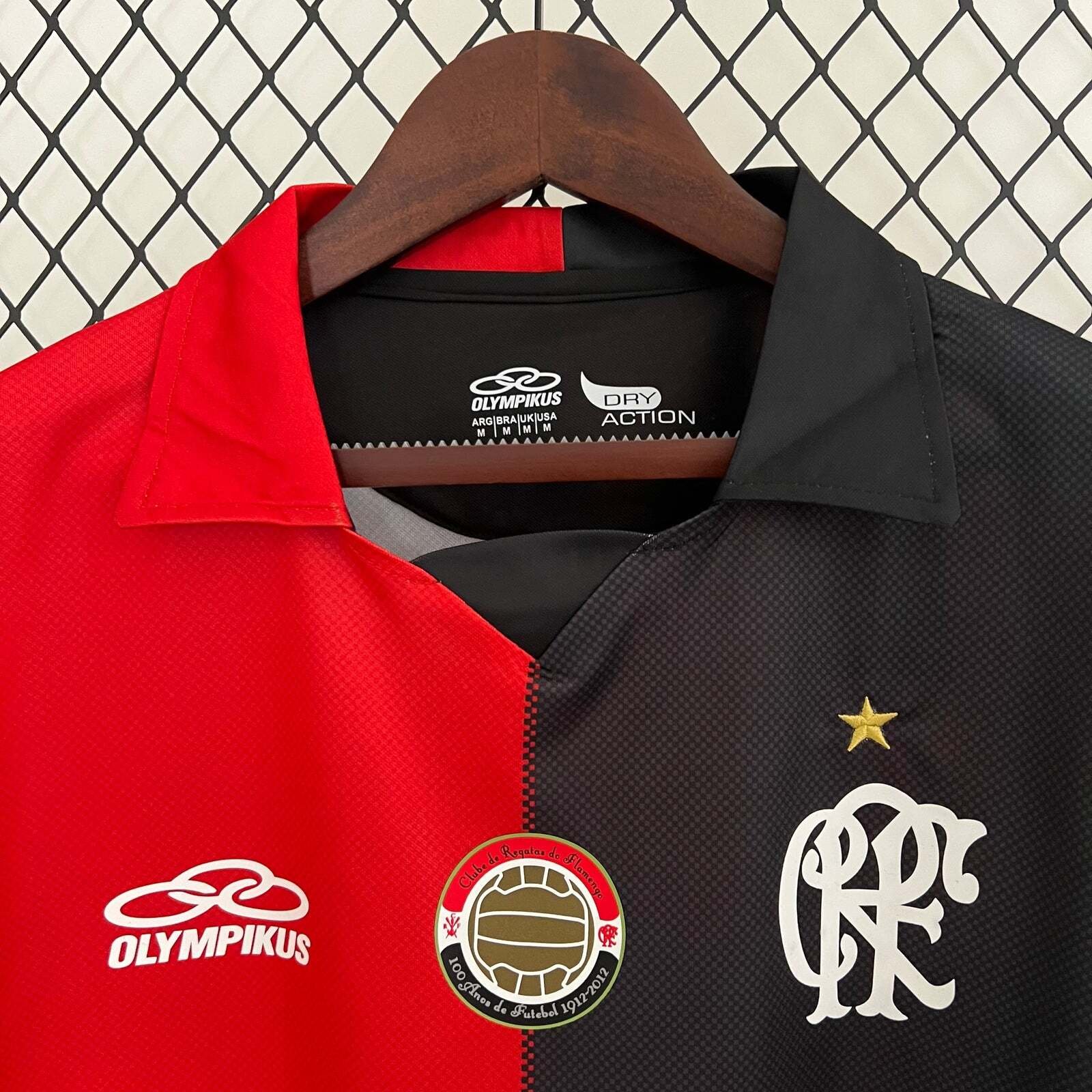 Camisa do Flamengo Retrô 2012-2013 Camisa do Flamengo Retrô 2012-2013