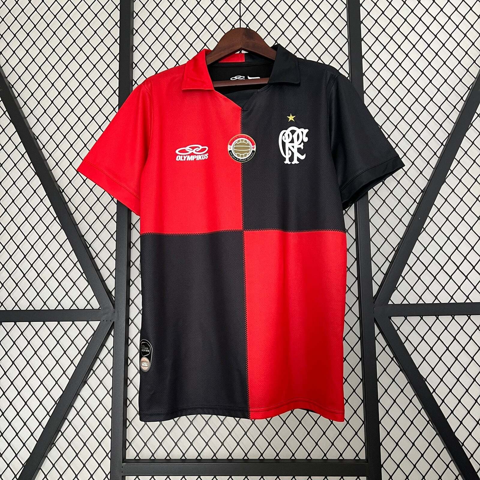 Camisa do Flamengo Retrô 2012-2013 Camisa do Flamengo Retrô 2012-2013