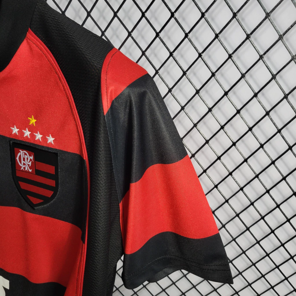 Camisa do Flamengo Retrô 2003-2004 Camisa do Flamengo Retrô 2003-2004