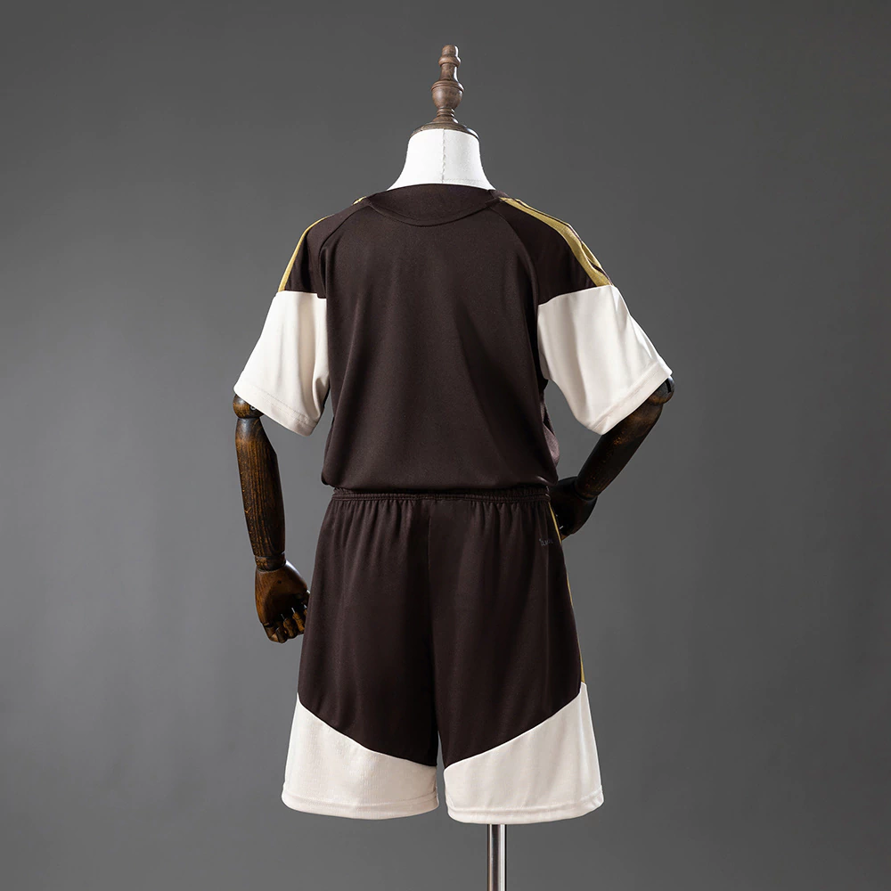Kit de Uniforme Infantil do Flamengo Treino 2026-2027 Kit de Uniforme Infantil do Flamengo Treino 2026-2027