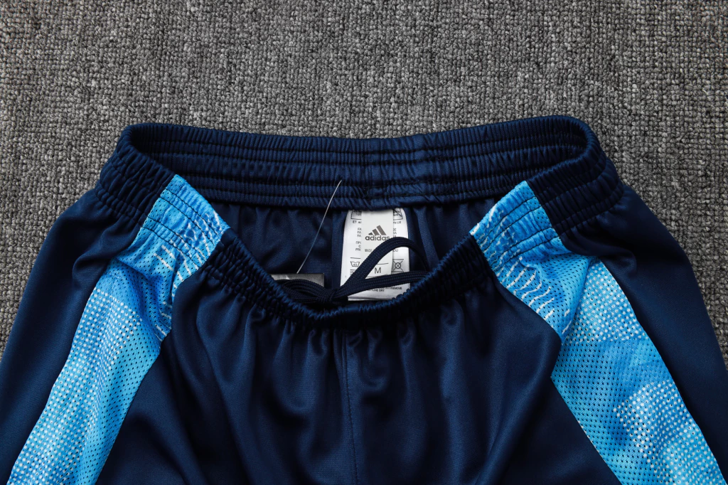 Conjunto Blusa Meio Zíper e Calça Azul Claro do Flamengo 2025-2026 Conjunto Blusa Meio Zíper e Calça Azul Claro do Flamengo 2025-2026