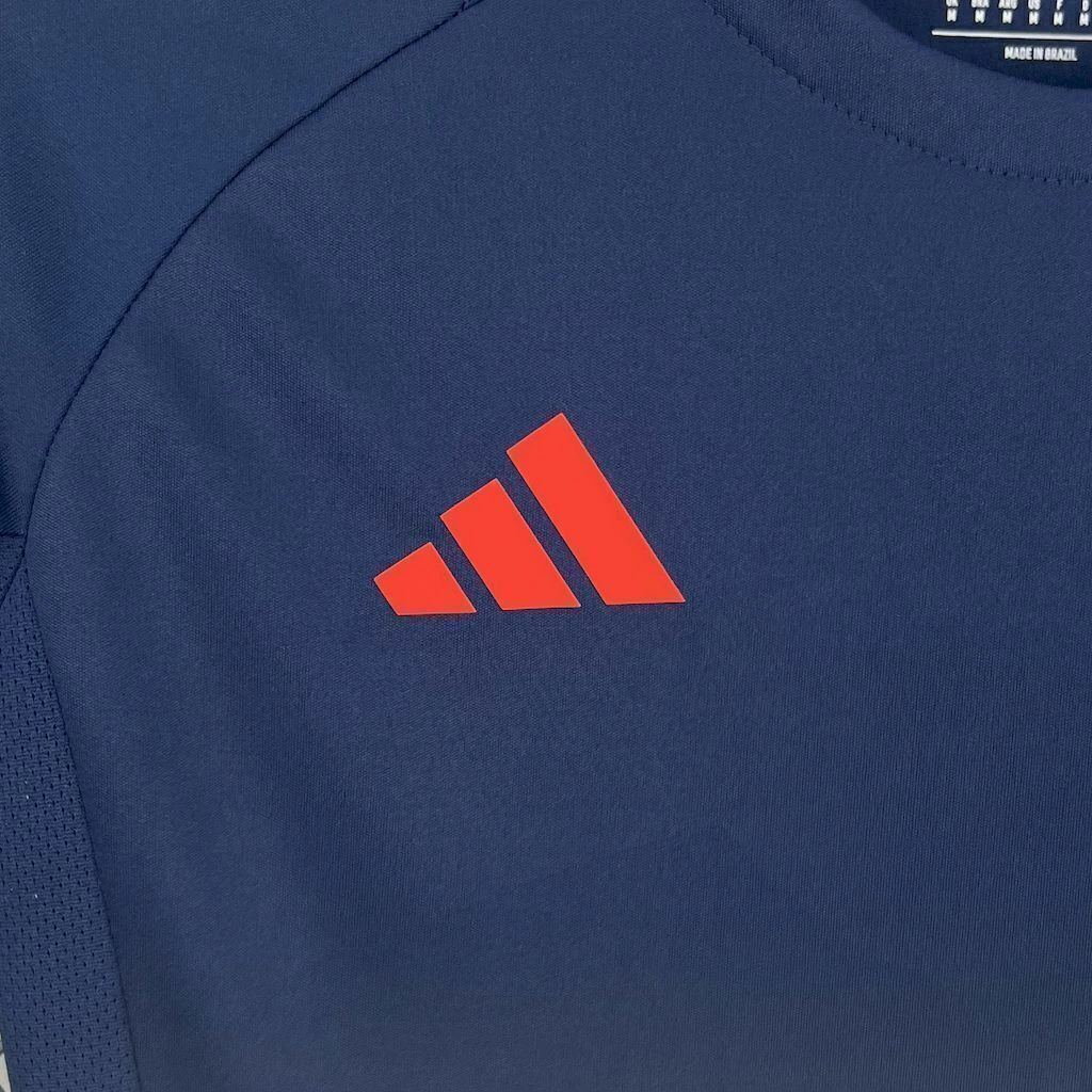 Camisa do Flamengo Feminina Treino 2025-2026 Camisa do Flamengo Feminina Treino 2025-2026