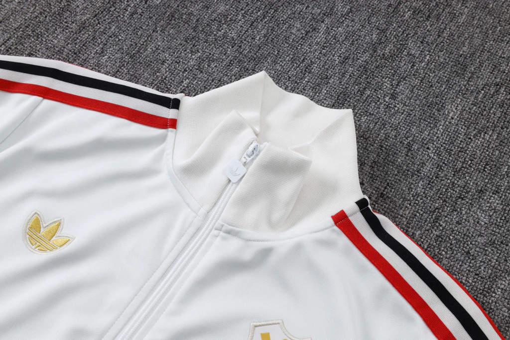 Conjunto Casaco e Calça Branco do Flamengo 2025-2026 Conjunto Casaco e Calça Branco do Flamengo 2025-2026